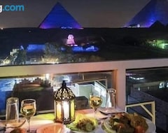 Khách sạn Pyramids Guest House (El Jizah, Ai Cập)