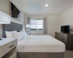 Huoneistohotelli Soka Suites Dallas - Las Colinas (Irving, Amerikan Yhdysvallat)