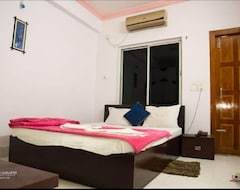 Hotelli OYO 16638 Madhu Mamata Hotel & Resorts (Tarapith, Intia)