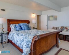 Khách sạn West Beach Retreat (Oak Harbor, Hoa Kỳ)