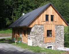 Toàn bộ căn nhà/căn hộ Charming Stone-built Former Watermill In The French Alps With Panoramic Views (Saint-Alban-des-Hurtières, Pháp)