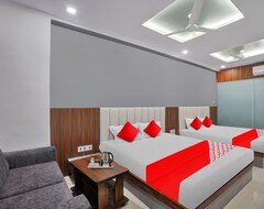 Hotel Oyo Flagship 80851 Sumit Grand Holiday Stay (Bidar, Indien)