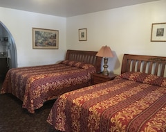 Hotel Chantico Inn & Suites (Ojai, USA)