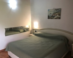 Hotel MOTEL 24H (Lusciano, Italien)