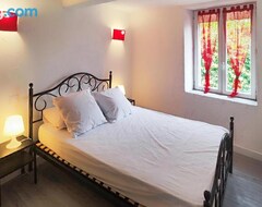 Cijela kuća/apartman Amazing Home In Pleuven With Wifi And 2 Bedrooms (Peron, Francuska)