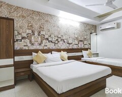 Khách sạn Hotel Tirupati (Ahmedabad, Ấn Độ)