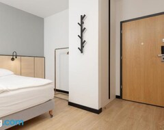 Casa/apartamento entero Comfy Studio Targowa Next To Pge Narodowy By Renters (Myszyniec, Polonia)