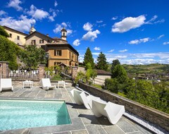 Resort Relais Villa Del Borgo (Canelli, Ý)