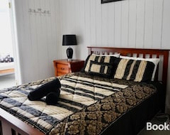 Bed & Breakfast Montrose on Moore (Kilcoy, Úc)