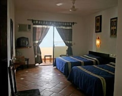 Khách sạn Hotel Plaza Phocea (Playa del Carmen, Mexico)