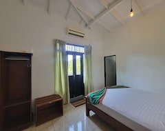 The Empyrean Hotel (Negombo, Sirilanka)