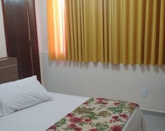 Plaza Suite Hotel (Taubaté, Brasil)