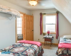 Cijela kuća/apartman Secluded Home With Patio - 7 Mi To Afton Lake! (Afton, Sjedinjene Američke Države)