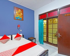 Khách sạn Oyo 3244 Grand Chandra Hotel Saver (Bangli, Indonesia)