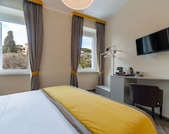 Hotel Foro Romano Luxury Suites (Rome, Italy)