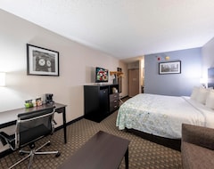 Hotel Hometown Inn By Red Roof East Syracuse (East Syracuse, USA)