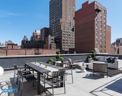 Khách sạn 3br Penthouse With Massive Private Rooftop (New York, Hoa Kỳ)