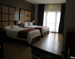 Khách sạn Avenue Suites (Bacolod City, Philippines)