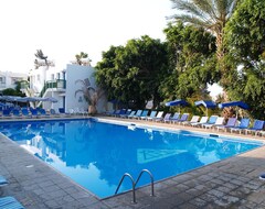 Khách sạn Paphiessa Hotel (Kato Paphos, Síp)