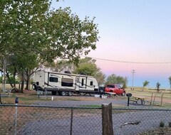 Campingplads Triple Ace Campsites Near Wichita Mountains & Comanche Cache Casino < (Cache, USA)