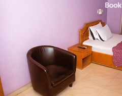 Nabtel Hotel (Accra, Gana)