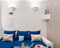 Hotel Santorini Style In Athens, Greece (Atena, Grčka)