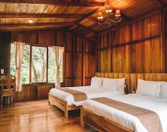 Otel Piripe Wellness Lodge (Nanegalito, Ekvador)