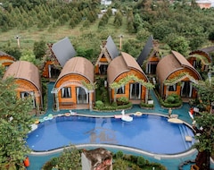 Resort Hàng Dương (Da Huoai, Vietnam)