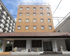 OYO Hotel Active Nobeoka (Nobeoka, Japonya)