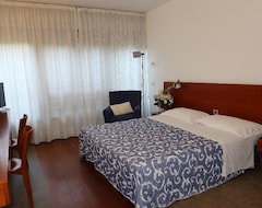 Hotel Marbela Apartments & Suites (Palermo, Italija)