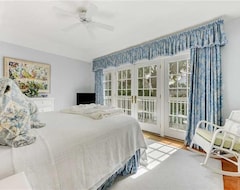 Koko talo/asunto 3939 Duval Drive - Five Bedroom Home (Jacksonville Beach, Amerikan Yhdysvallat)