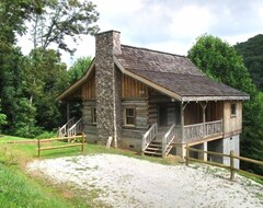 Toàn bộ căn nhà/căn hộ Newly Built Authentic Log Cabin In The Blue Ridge Mountains (Crossnore, Hoa Kỳ)