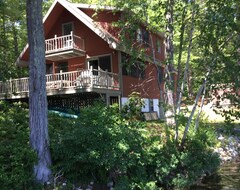 Hotel Delightful Lakefront Cottage (East Wakefield, USA)
