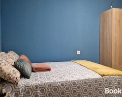 Casa/apartamento entero Piso centrico en el Casco Antiguo de Salamanca, cuenta con una habitacion con 2 camas Queen,zona de aparcamiento con facilidad fuera (calle) (Salamanca, España)