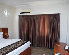 Khách sạn Golden Tulip Hotel Gt31-rivotel (Port Harcourt, Nigeria)