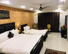 Royaute Luxury Hotel Sialkot (Sialkot, Paquistán)