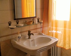 Alzgoa Hotel House - Azalea Mini-Apartment 2 (Randazzo, Italia)