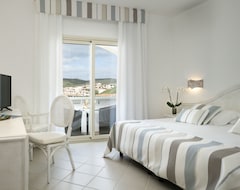 Hôtel Gabbiano Azzurro Hotel & Suites (Golfo Aranci, Italie)