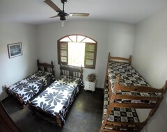 Koko talo/asunto Saquarema - Beautiful House With Pool + Barbecue + Wifi ! 500M From The Beach (Saquarema, Brasilia)