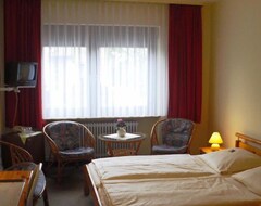 Khách sạn Heidehotel Anna (Soltau, Đức)