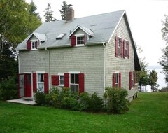 Casa/apartamento entero Oceanfront Cottage On Bluehill Bay (Brooklin, EE. UU.)