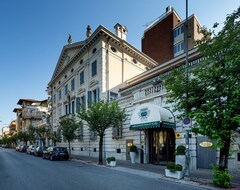 Hotel Ambassador Palace (Udine, İtalya)