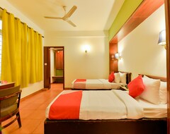 Khách sạn Oyo Flagship 45564 Hotel Woodlands (Kochi, Ấn Độ)