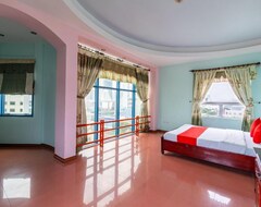 Hotel Super Oyo 266 Golden Gate (Da Nang, Vijetnam)