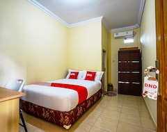 Hotel OYO 1720 A2b Residence (Manado, Indonezija)