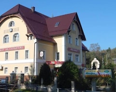 Hotel Dom Goscinny Gerus (Lubomierz, Poljska)
