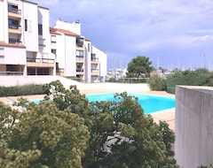 Tüm Ev/Apart Daire Homerez Last Minute Deal - Beautiful Apt With Pool Access (La Rochelle, Fransa)