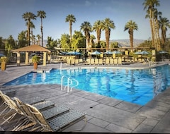 Khách sạn Desert Springs Villas (Palm Desert, Hoa Kỳ)