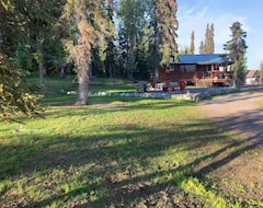 Toàn bộ căn nhà/căn hộ Private Alaskan Cabin On 1 Acre, Pet Friendly (Kenai Peninsula Borough, Hoa Kỳ)