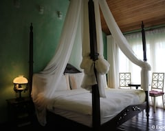 Hotel Joaquins Bed And Breakfast (Tagaytay City, Philippines)